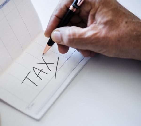 cek pajak penghasilan dalam kontrak kerja