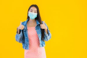 pakai masker untuk naik ojek online