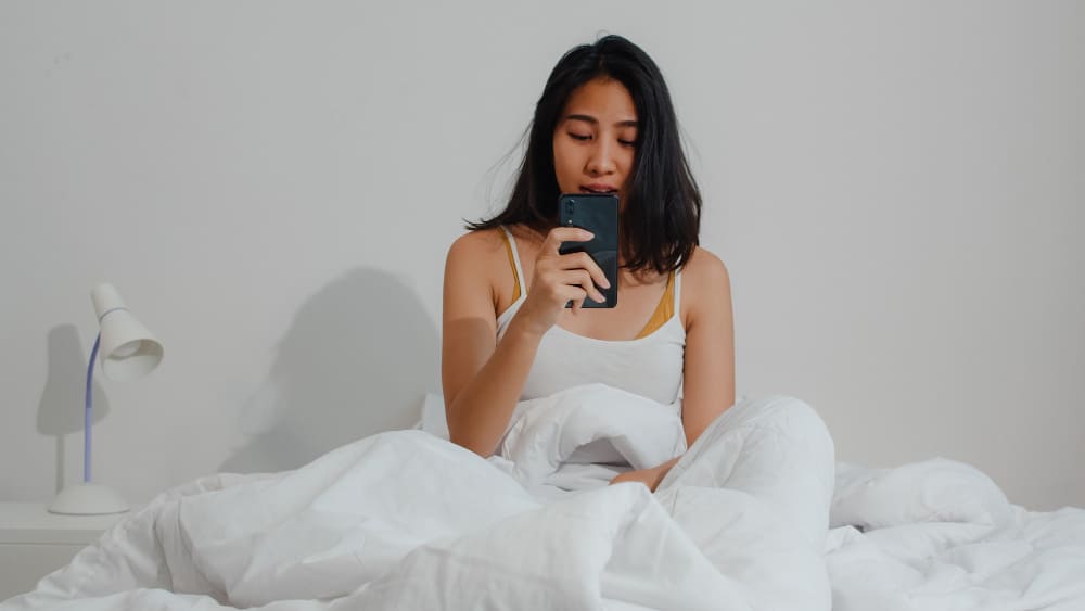 Sleep Texting Arti Penyebab Dan Cara Mencegahnya Glints Blog sleep-texting-arti-penyebab-dan-cara-mencegahnya-glints-blog