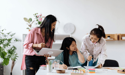 cách ứng xử khéo léo trong giao tiếp