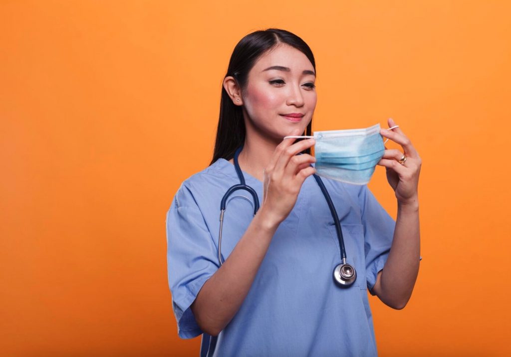 Những phẩm chất cần có của người làm nghề y