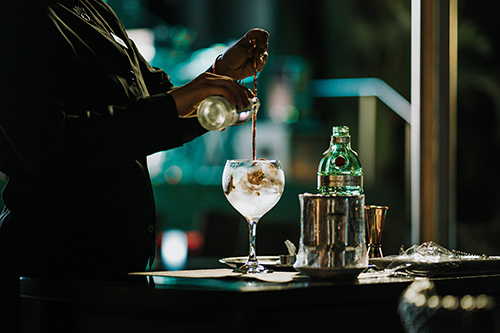 bartender-luong-thang-bao-nhieu