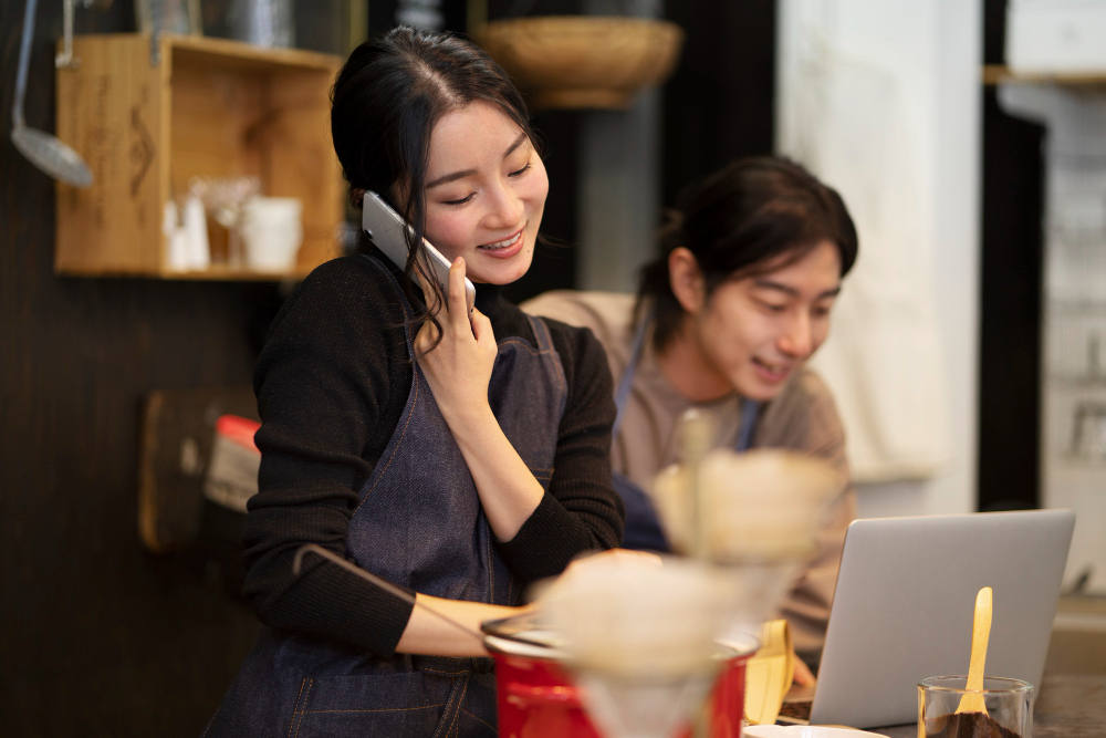 phụ bếp là gì