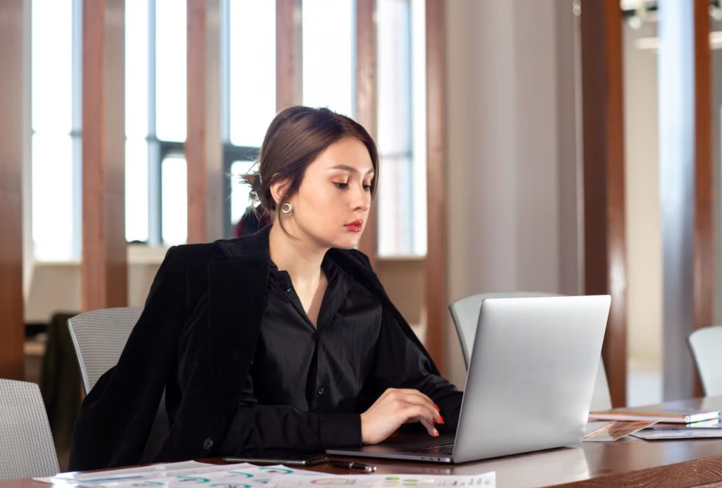 kỹ năng trợ lý luật sư