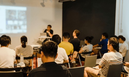 học xuất nhập khẩu ở đâu
