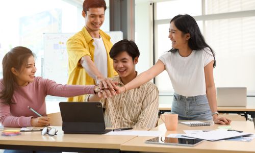 Bị đồng nghiệp soi mói