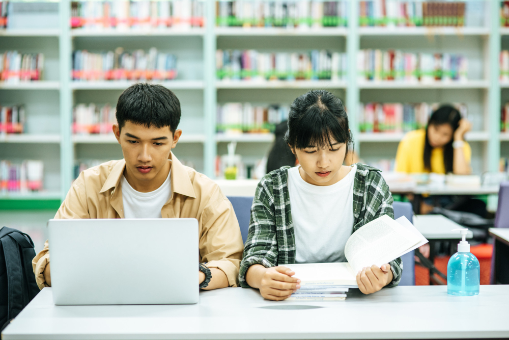 học khối tự nhiên làm nghề gì